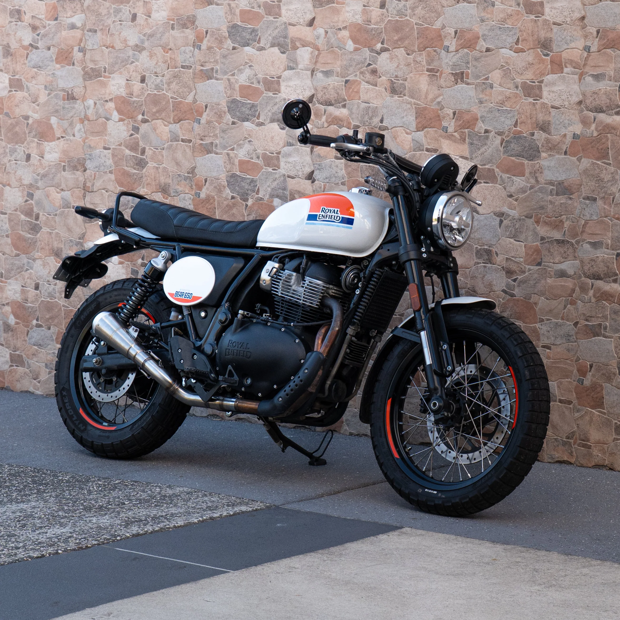 ROYAL ENFIELD BEAR 650 (2025+) COMFORT SEAT TRIM - Image 2