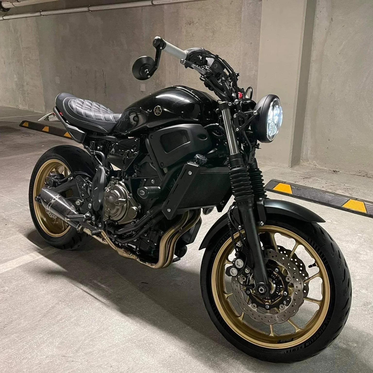 YAMAHA XSR700 (2016-2026+) COMFORT SEAT TRIM - Image 10