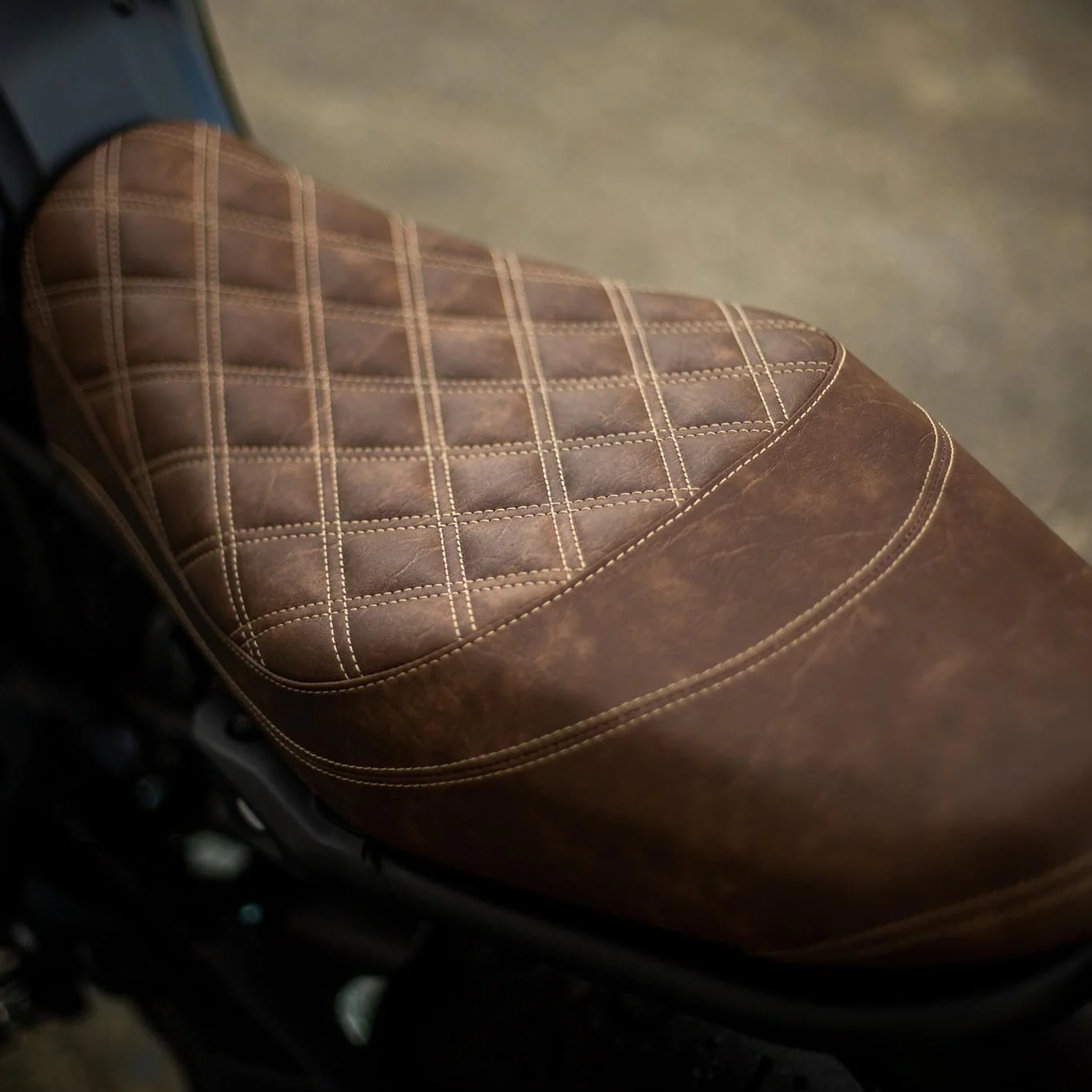 YAMAHA XSR700 (2016-2026+) COMFORT SEAT TRIM - Image 12