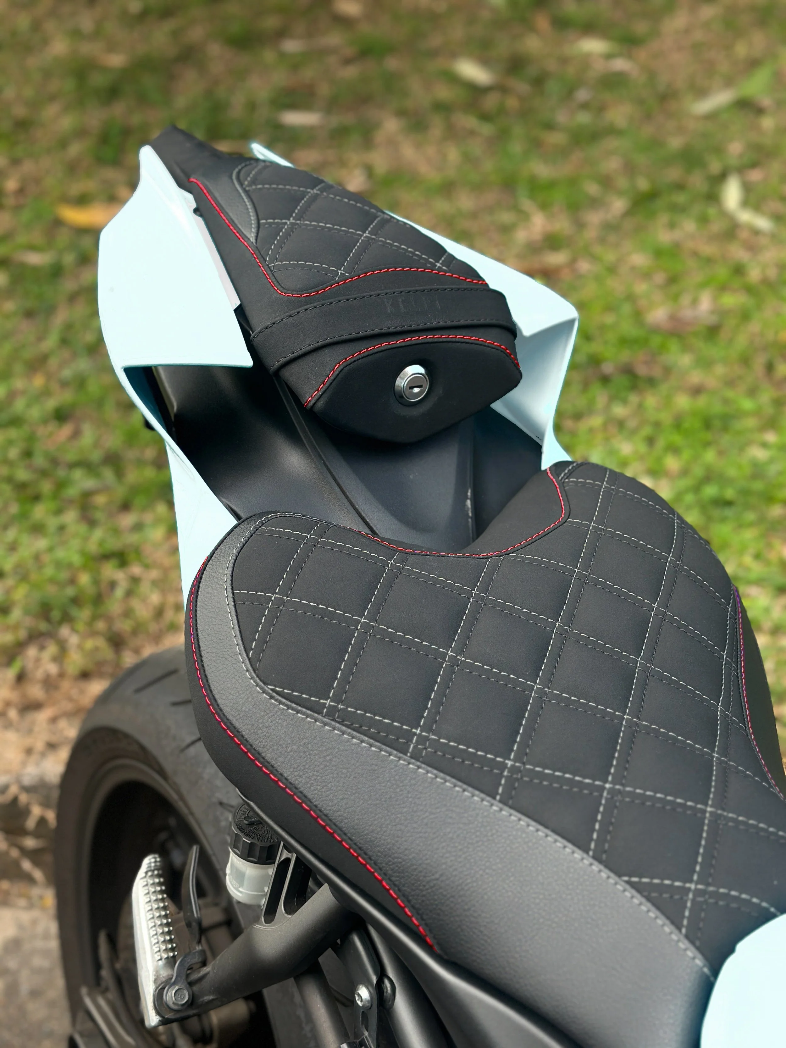 YAMAHA R7 (2022-2025) COMFORT SEAT TRIM - Image 7
