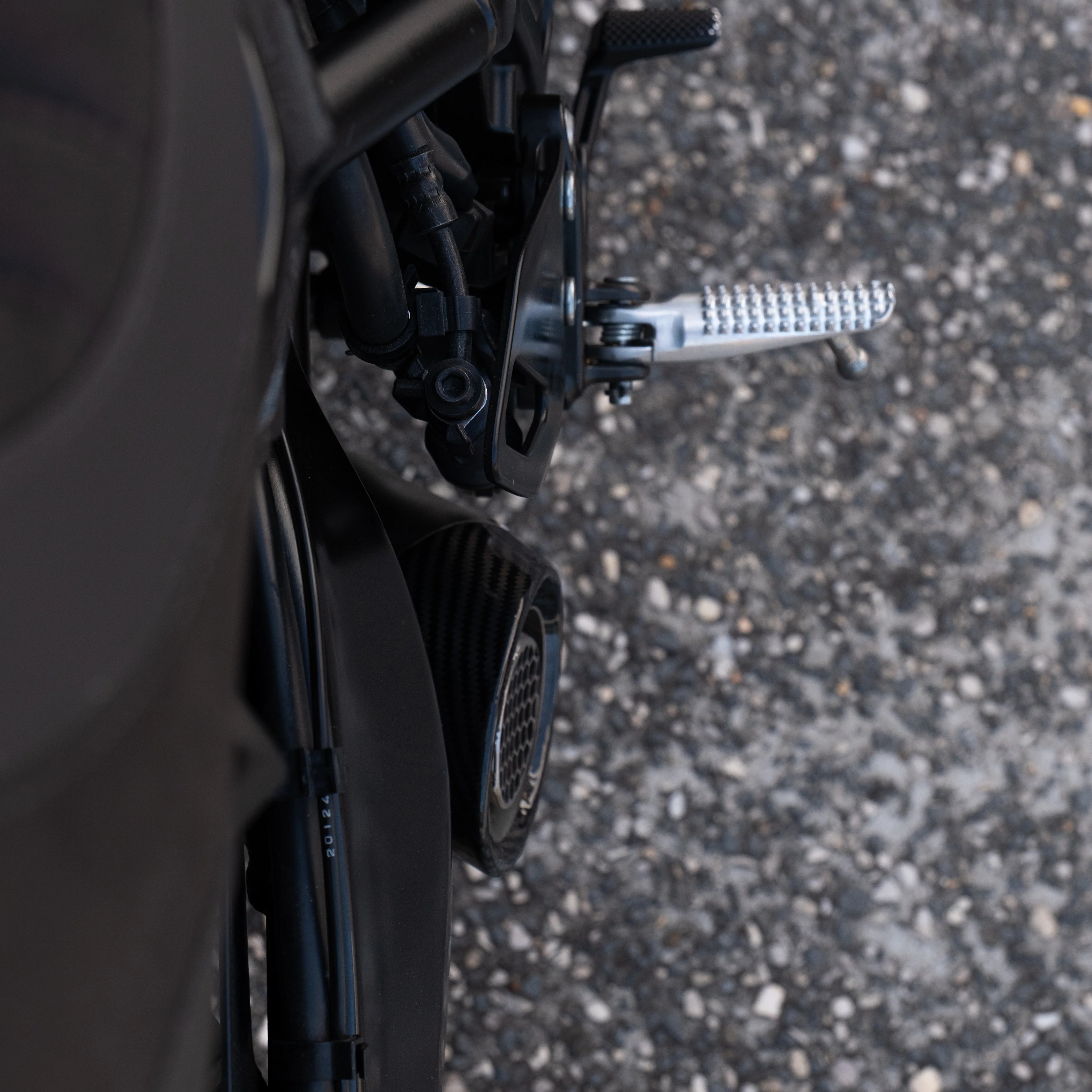 YAMAHA XSR900 (2022+) SLIPSTREAM EXHAUST SYSTEM - Image 9
